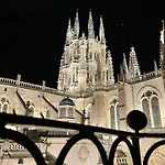 Tocando La Catedral By Apartamentoscatedralcamino 公寓 Burgo