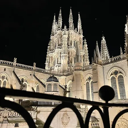 Tocando La Catedral By Exclusive Burgo