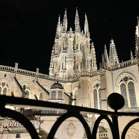 Tocando La Catedral By Apartamentoscatedralcamino Apartment Burgos