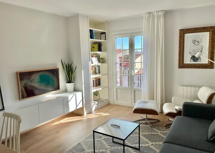 Tocando La Catedral By Exclusive Burgo