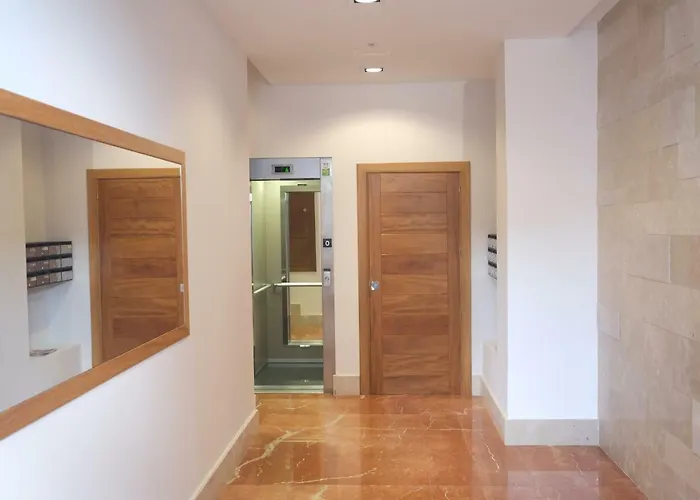 Apartamento Tocando la Catedral by apartamentoscatedralcamino Burgo